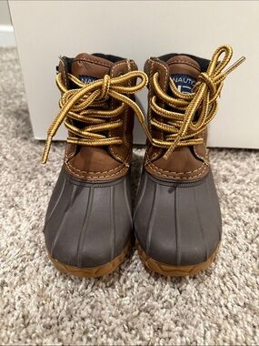 Nautica Kids Brown and Gold Lace Rain Boots